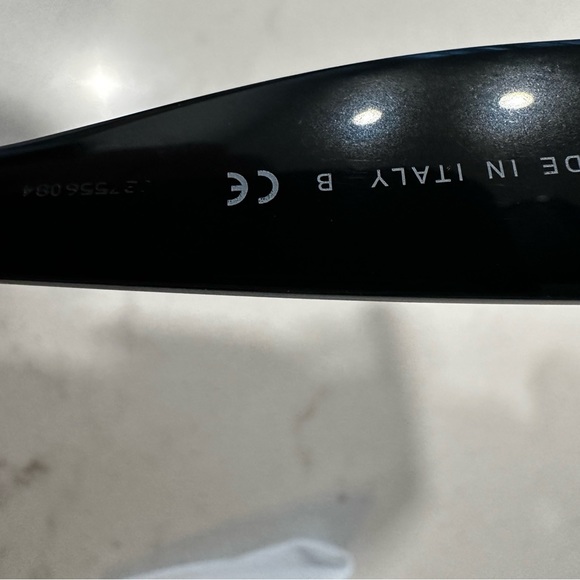 Chanel Embroidered Black Gradient Sunglasses - Picture 5 of 11